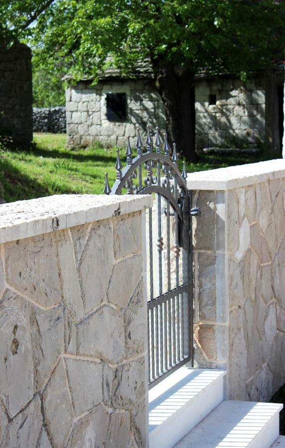 Stone Cottage Aria Velika Čista Exteriér fotografie