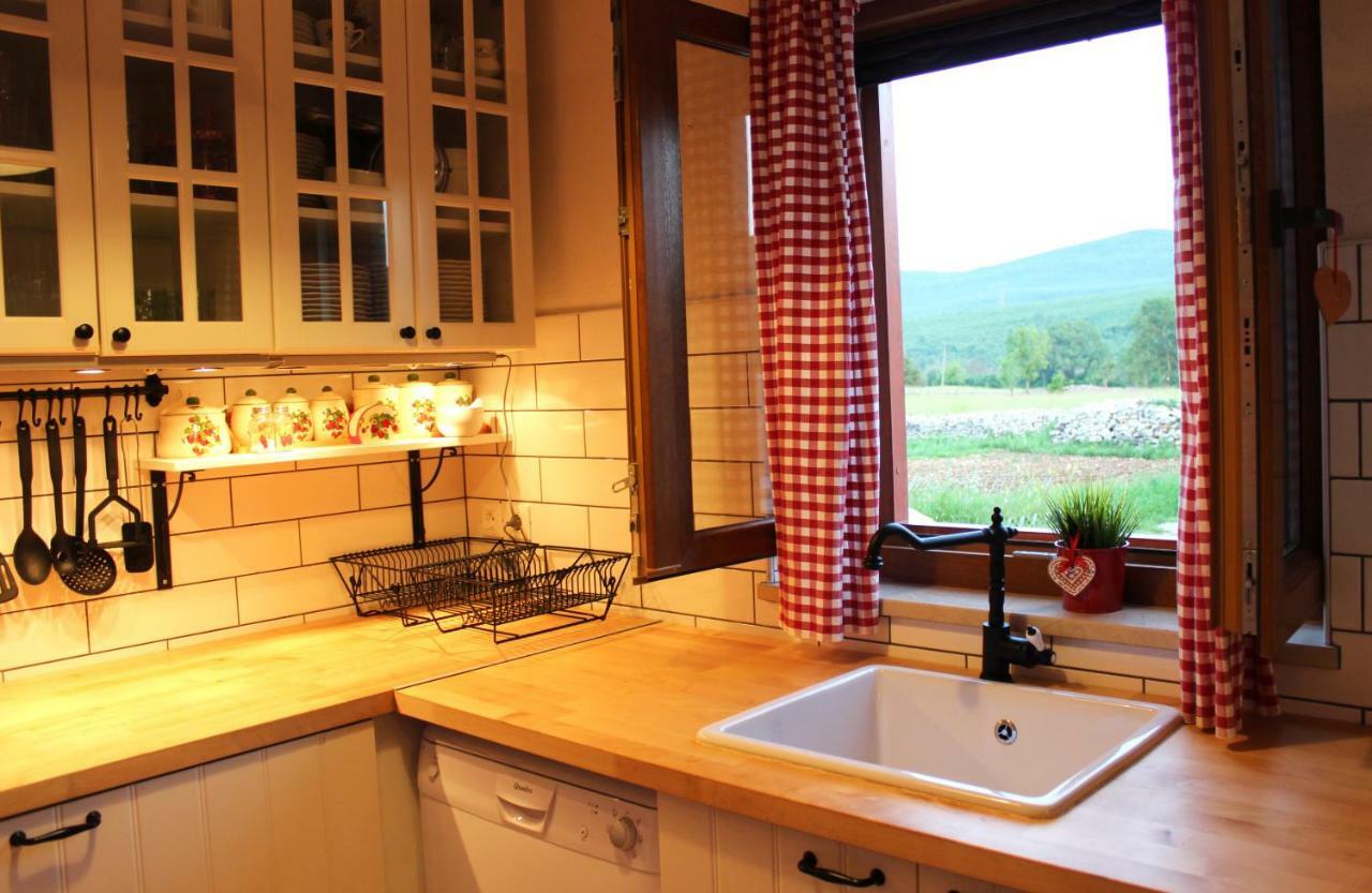 Stone Cottage Aria Velika Čista Exteriér fotografie